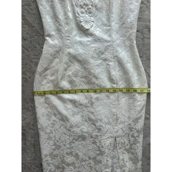 Vintage Cream Embroidered Lace Dress with Side Slit – Size S (Approx. 2/4) - Picture 7 of 11